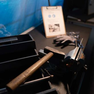 Escape Game von NORDCHANCE Discover - Werkzeug und Vorgaben für Metallspiel