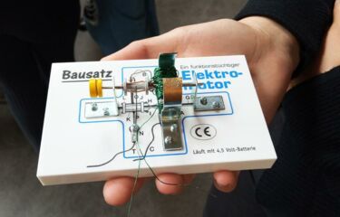 Bausatz für einen funktionstüchtigen Elektromotor